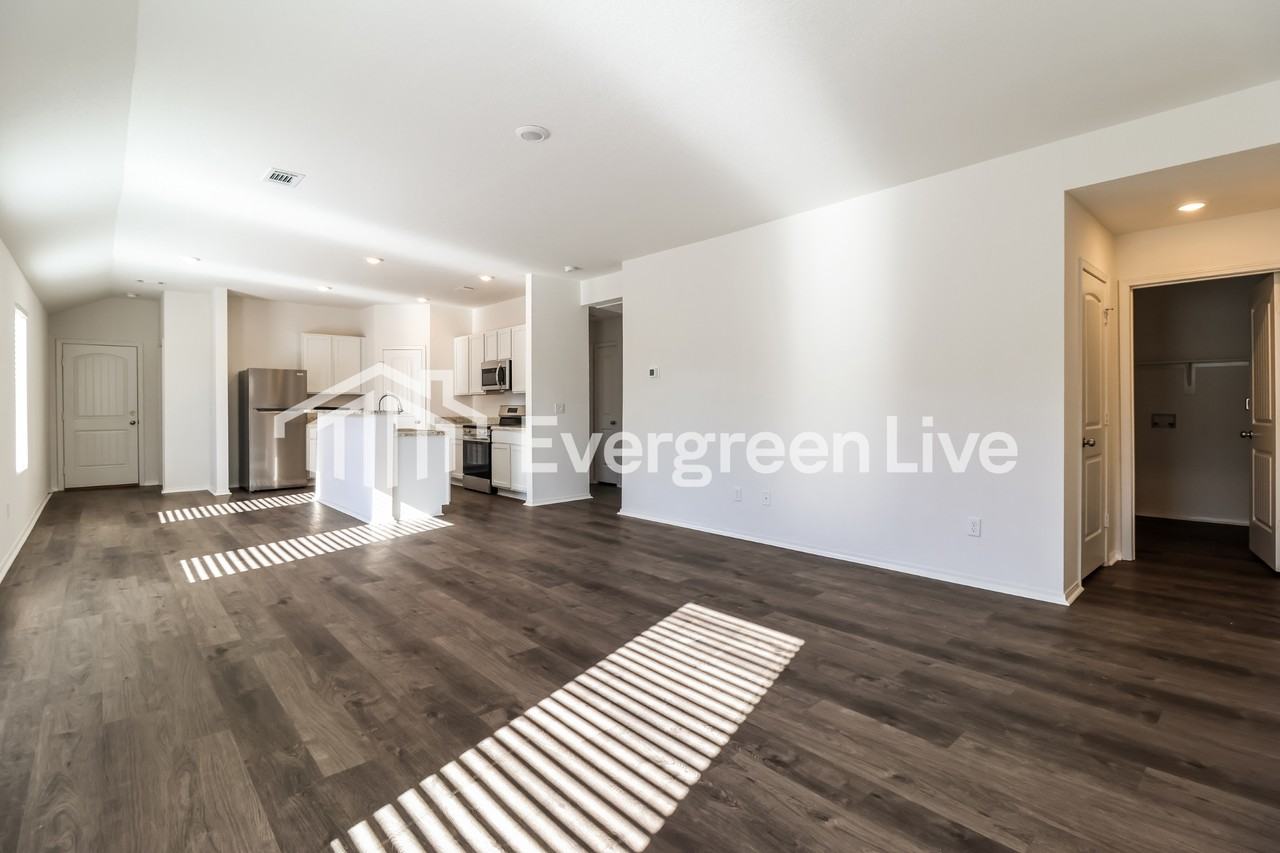 25 Sourdough Creek Ln - Photo 5 of 15