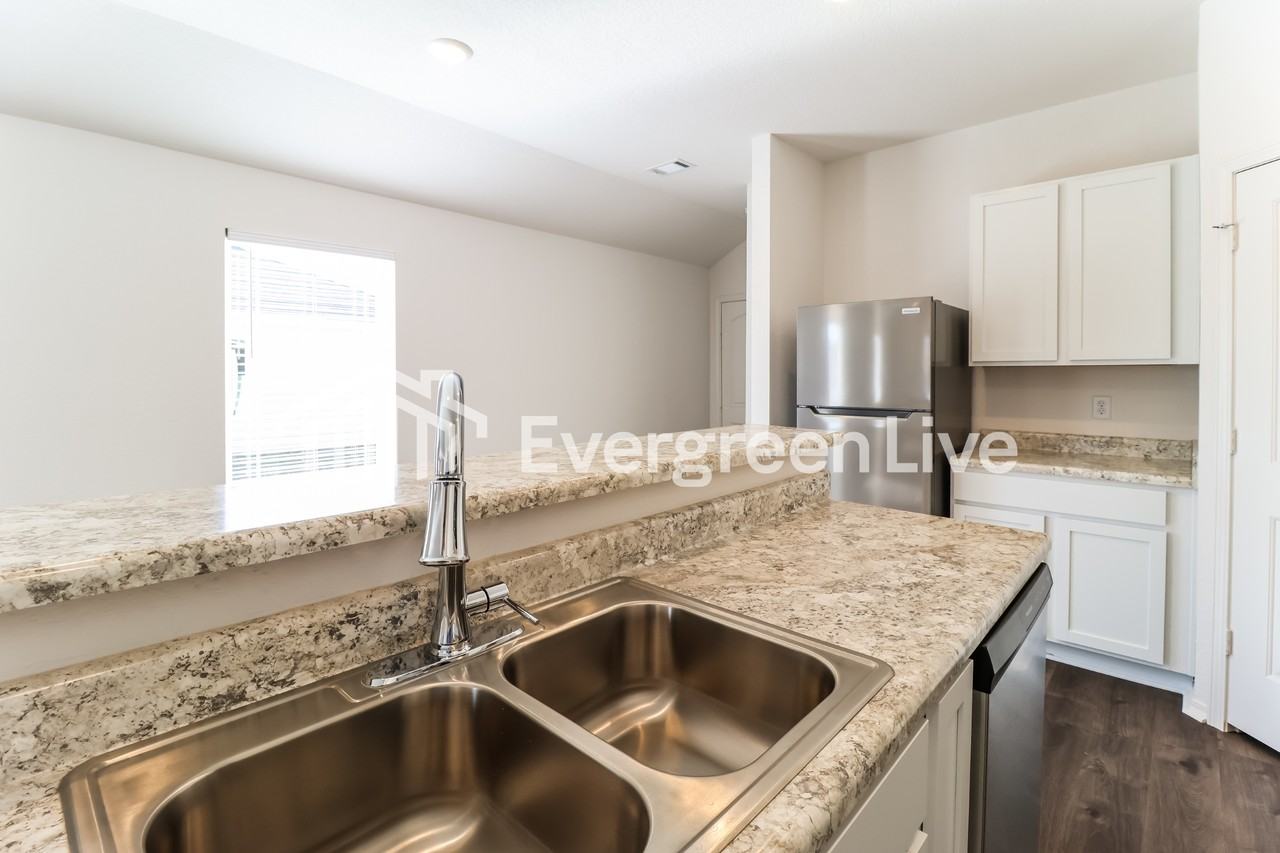 25 Sourdough Creek Ln - Photo 6 of 15