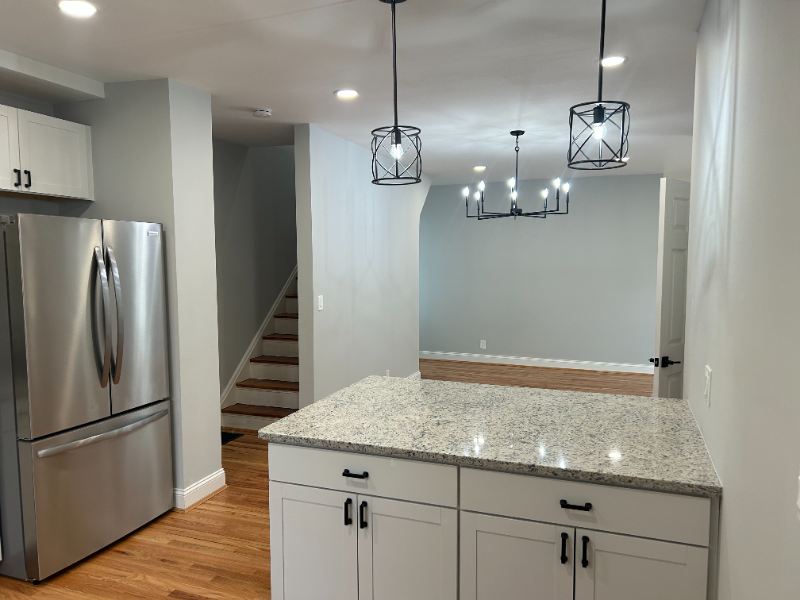 127 Meridian St - Photo 7 of 20