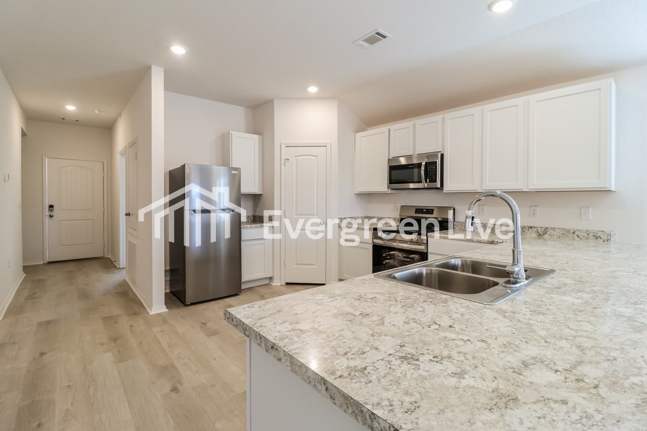 33 Sourdough Creek Ln - Photo 6 of 15