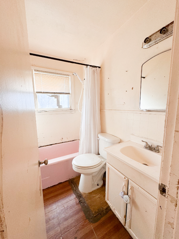 707 Martin Luther King Jr Blvd - Photo 5 of 11