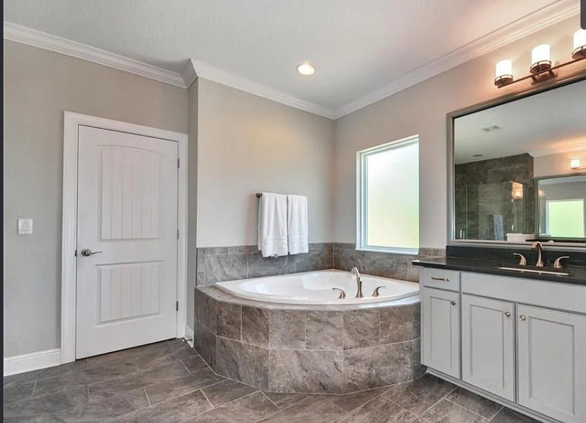 206 S Bryan Ave #1 - Photo 2 of 8