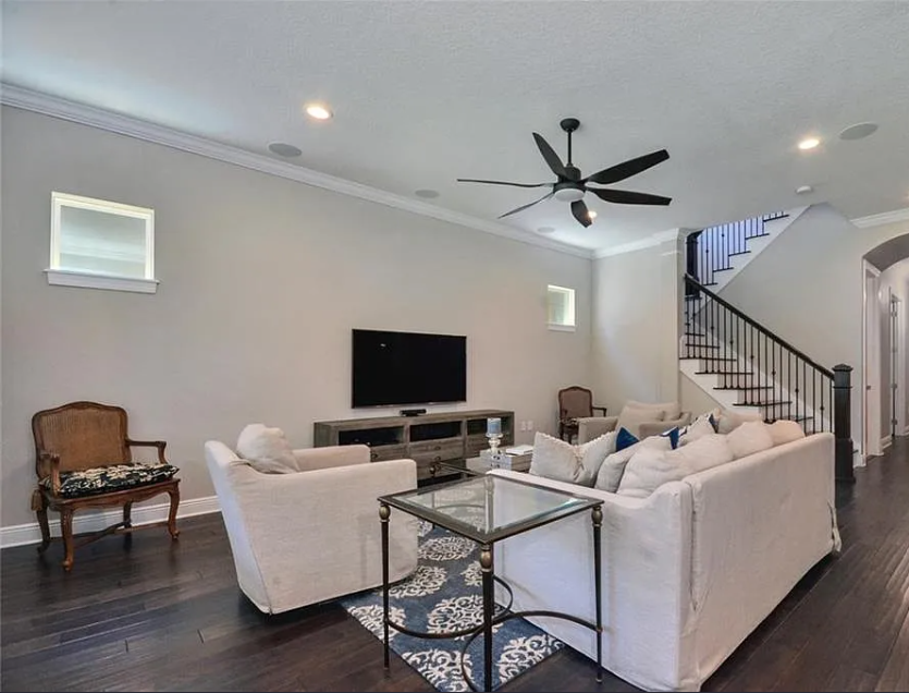 206 S Bryan Ave #1 - Photo 4 of 8