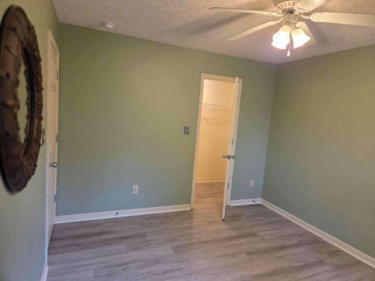 3523 Lochdale Ter - Photo 4 of 13