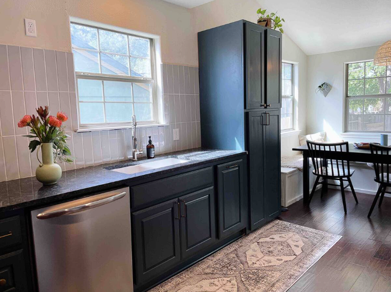 7018 Crosswood Dr - Photo 5 of 11