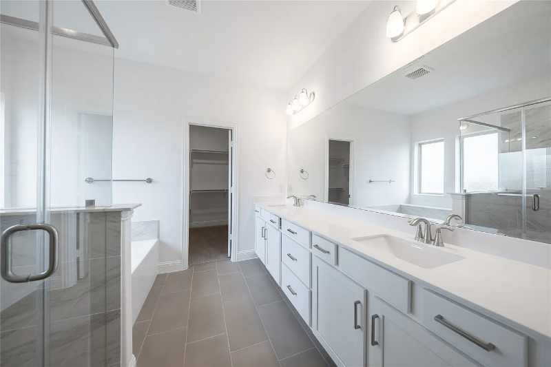 2420 Bernham Dr - Photo 5 of 20