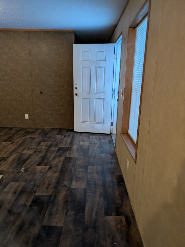 1754 W Springville Rd - Photo 4 of 25