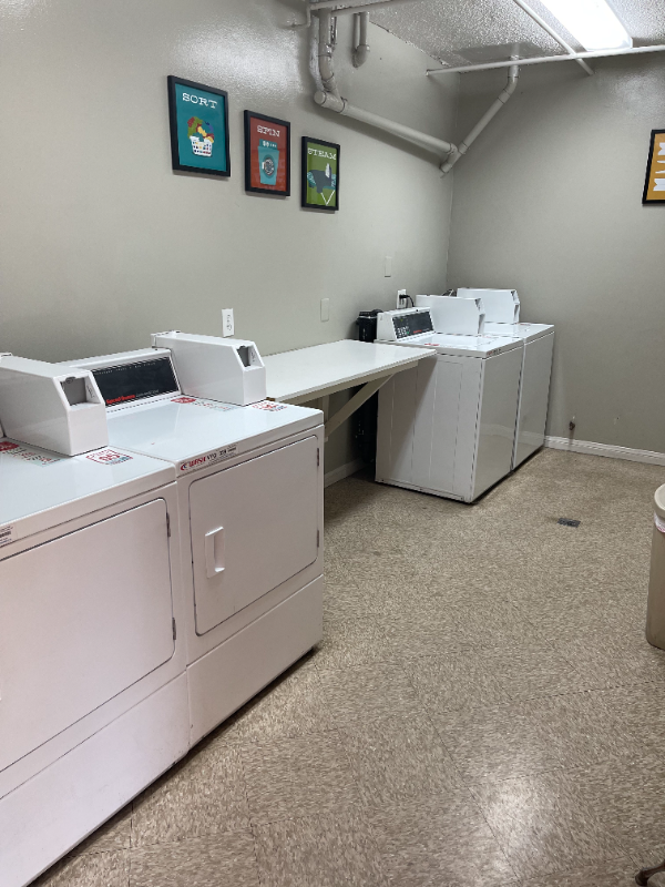 1590 W Palm Ln #41 - Photo 4 of 18