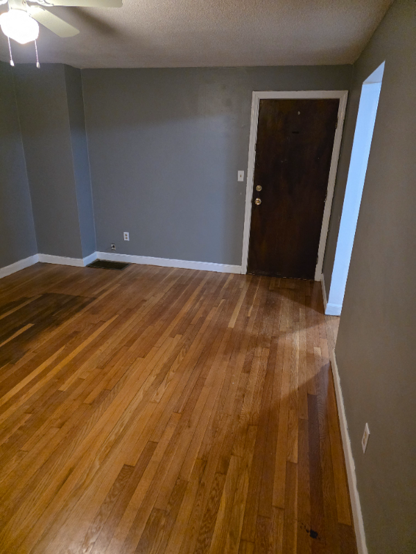 19 Glen St #2 - Photo 3 of 16