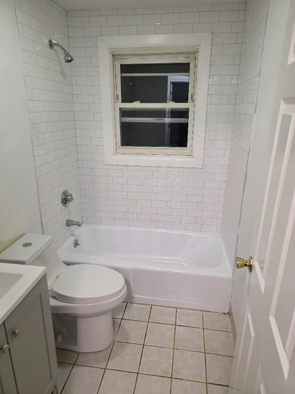 19 Glen St #2 - Photo 4 of 16