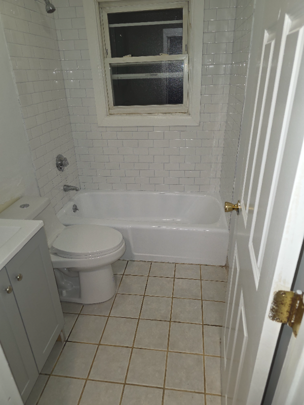 19 Glen St #2 - Photo 6 of 16