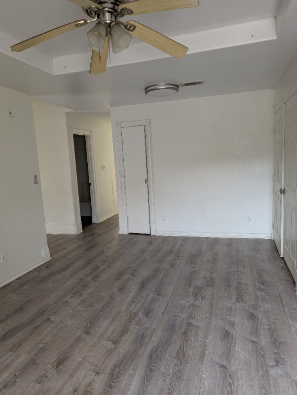 115 Renee - Photo 6 of 10