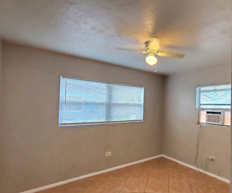 501 124th Street Gulf - Photo 5 of 12