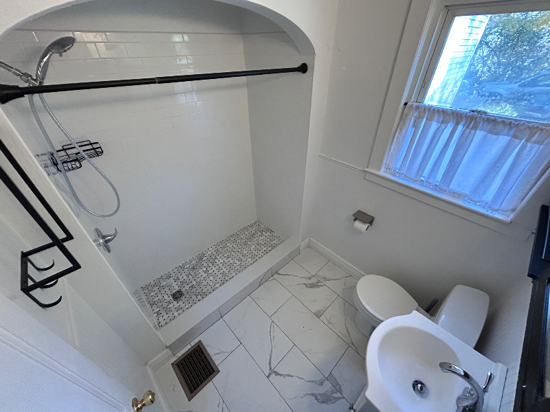 53 Main St #A - Photo 5 of 16