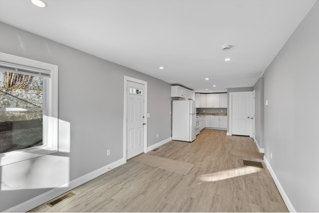 122 Brookside Ave #1 - Photo 4 of 11