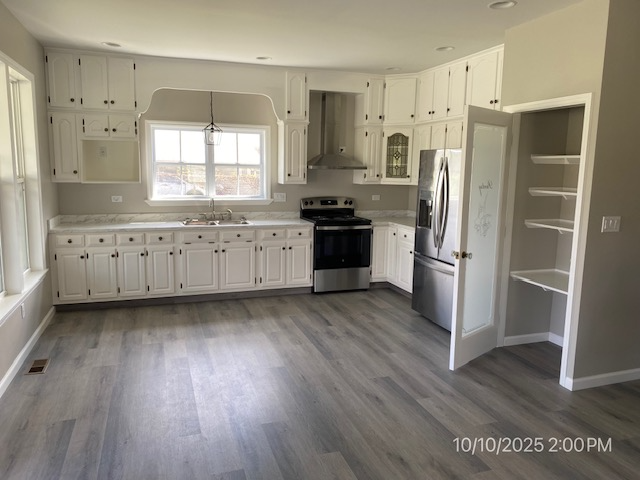 2268 Lusk Loop Rd - Photo 3 of 17