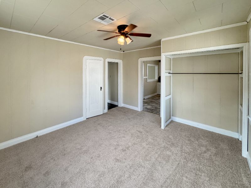 413 Pailet Ave - Photo 4 of 8