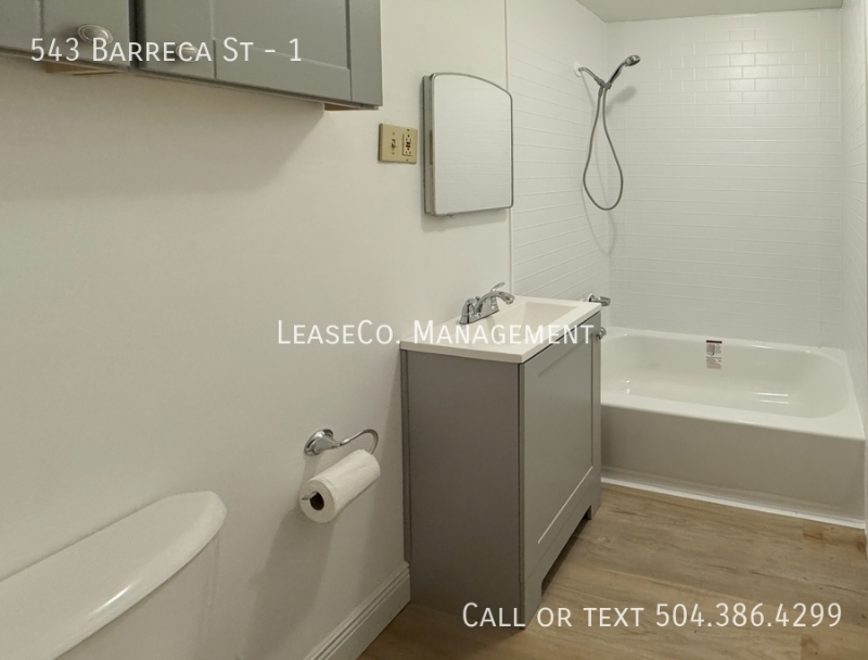 543 Barreca St - Photo 2 of 7