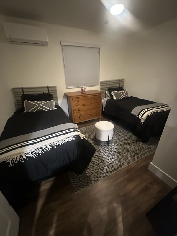 935 Marietta St - Photo 2 of 21