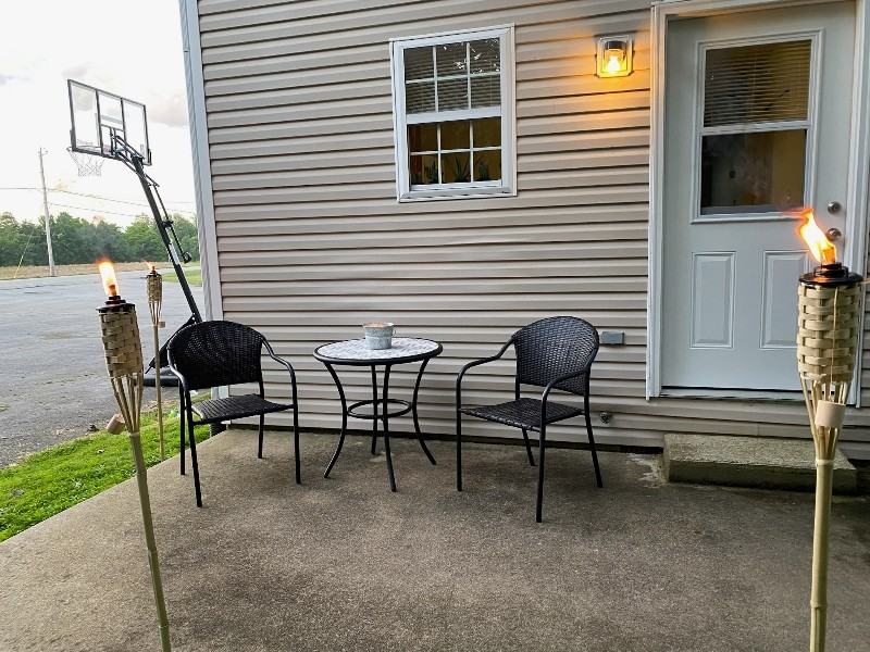 7270 Pea Ridge Rd - Photo 2 of 15