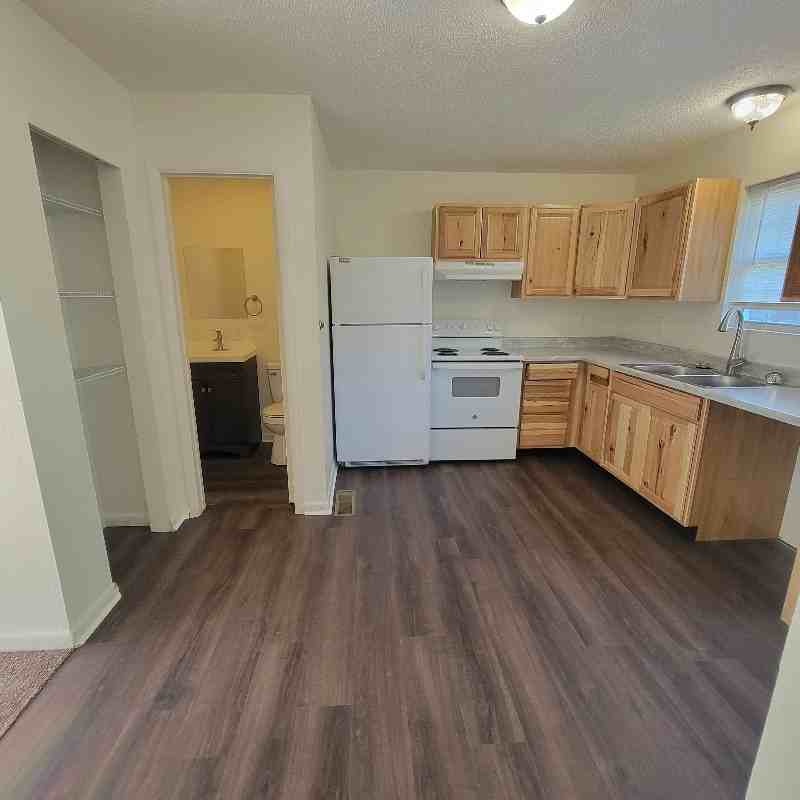 7270 Pea Ridge Rd - Photo 5 of 15