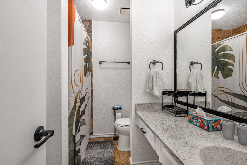 804 Sylvia Ln - Photo 6 of 13