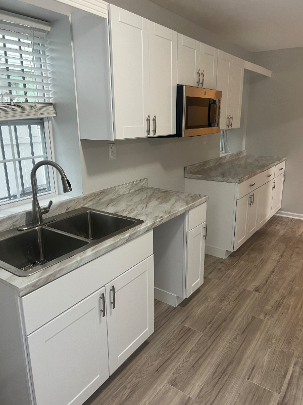 30 Gillette Pl #1 - Photo 4 of 11