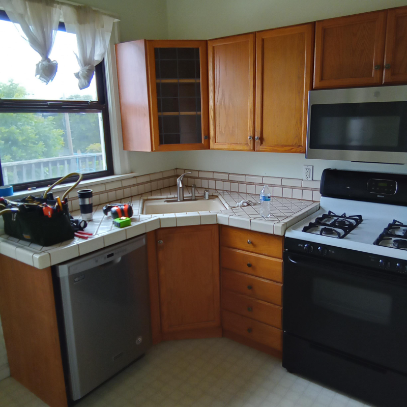 215 Pacific Ave #C - Photo 6 of 12