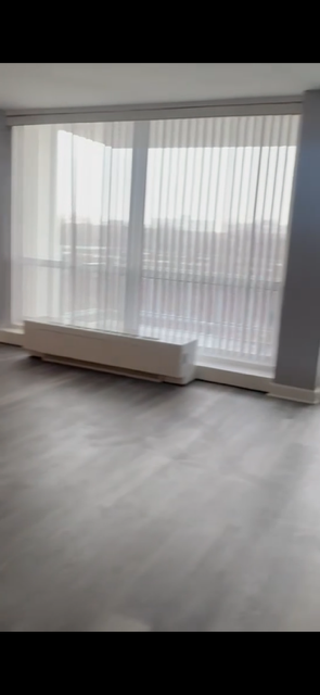 601 E 32nd St #609 - Photo 4 of 8