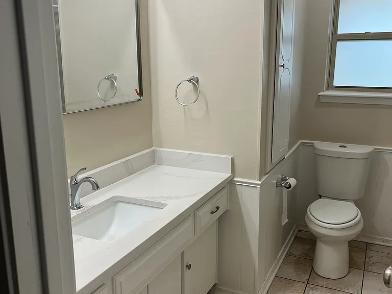 1006 Tyler Ave Nw - Photo 4 of 20