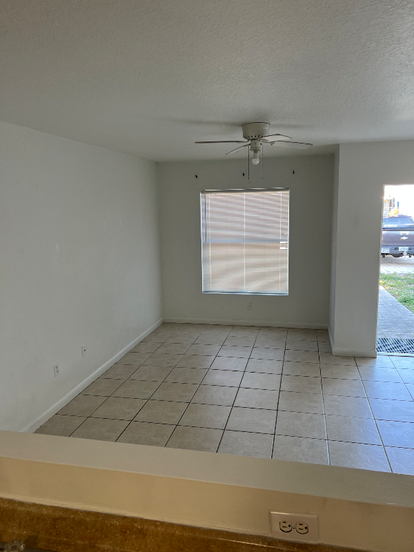 1311 Emerald Ter #A - Photo 7 of 13