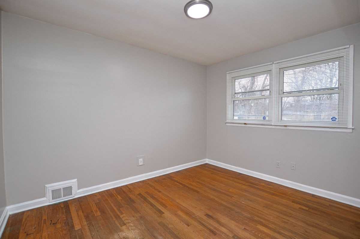 532 Homewood Ave - Photo 2 of 3