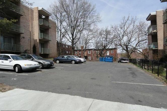 5048 C St Se - Photo 2 of 4