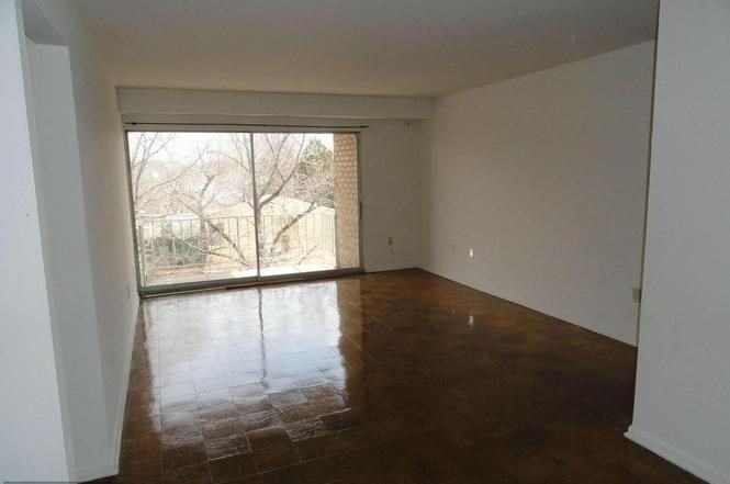 5048 C St Se - Photo 3 of 4