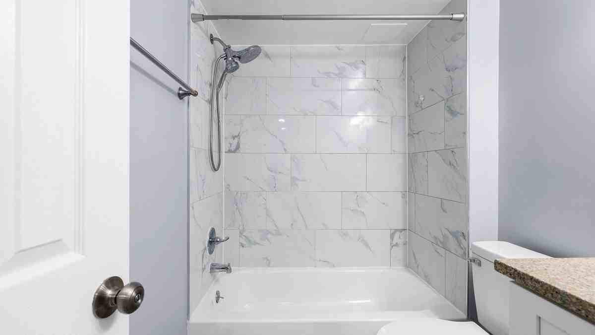 5047 D St Se - Photo 2 of 7