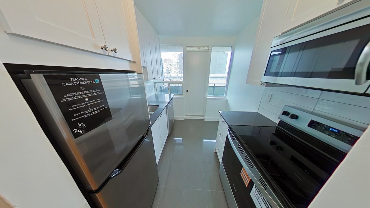 36 Thorncliffe Park Drive - Photo 5 of 19