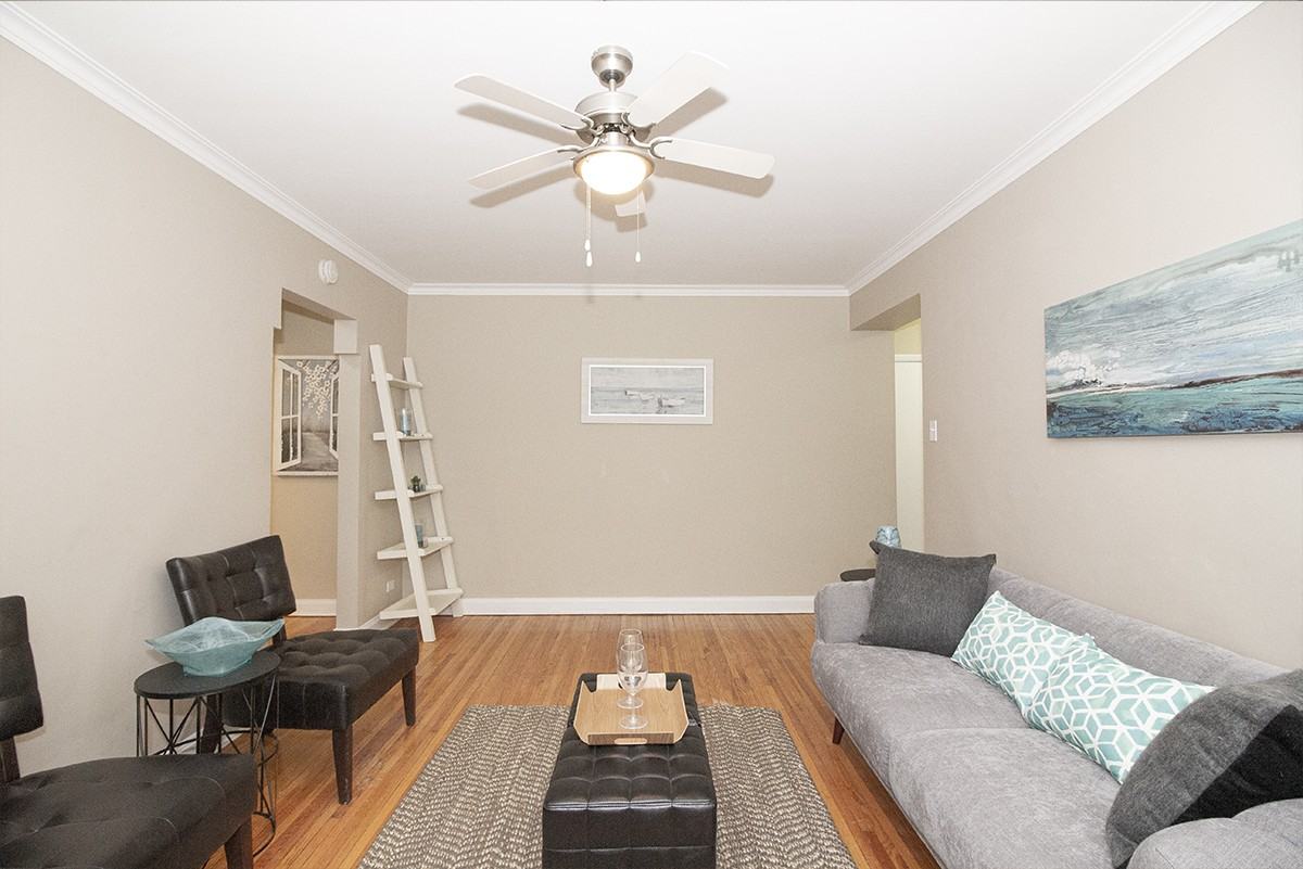 250 Broadway Avenue - Photo 2 of 10