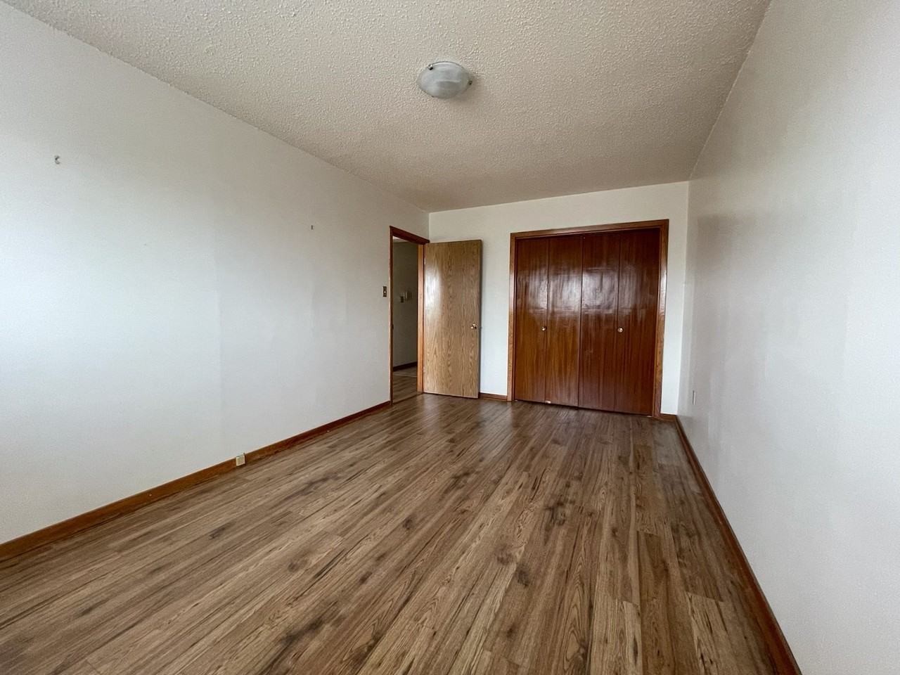 Graceland - Photo 7 of 47