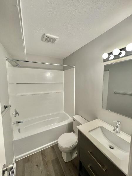 6632 Notre Dame St - Photo 7 of 12