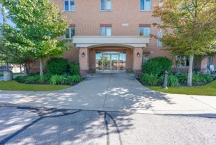 500 Mapleview Dr W - Photo 1 of 1