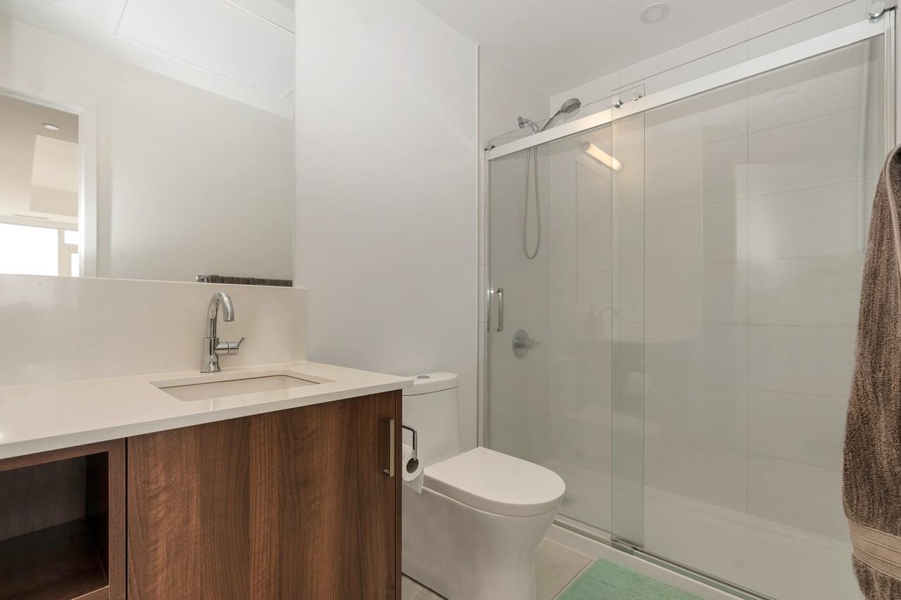 681 Yonge St Barrie, On L4N 4E8 - Photo 5 of 17