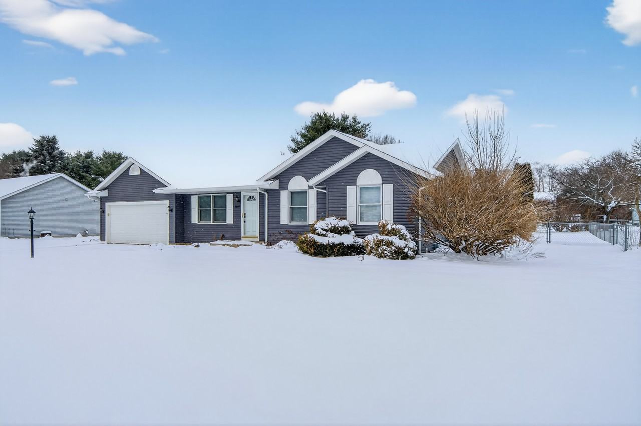 10247 Long Meadow Ln #NA - Photo 3 of 46