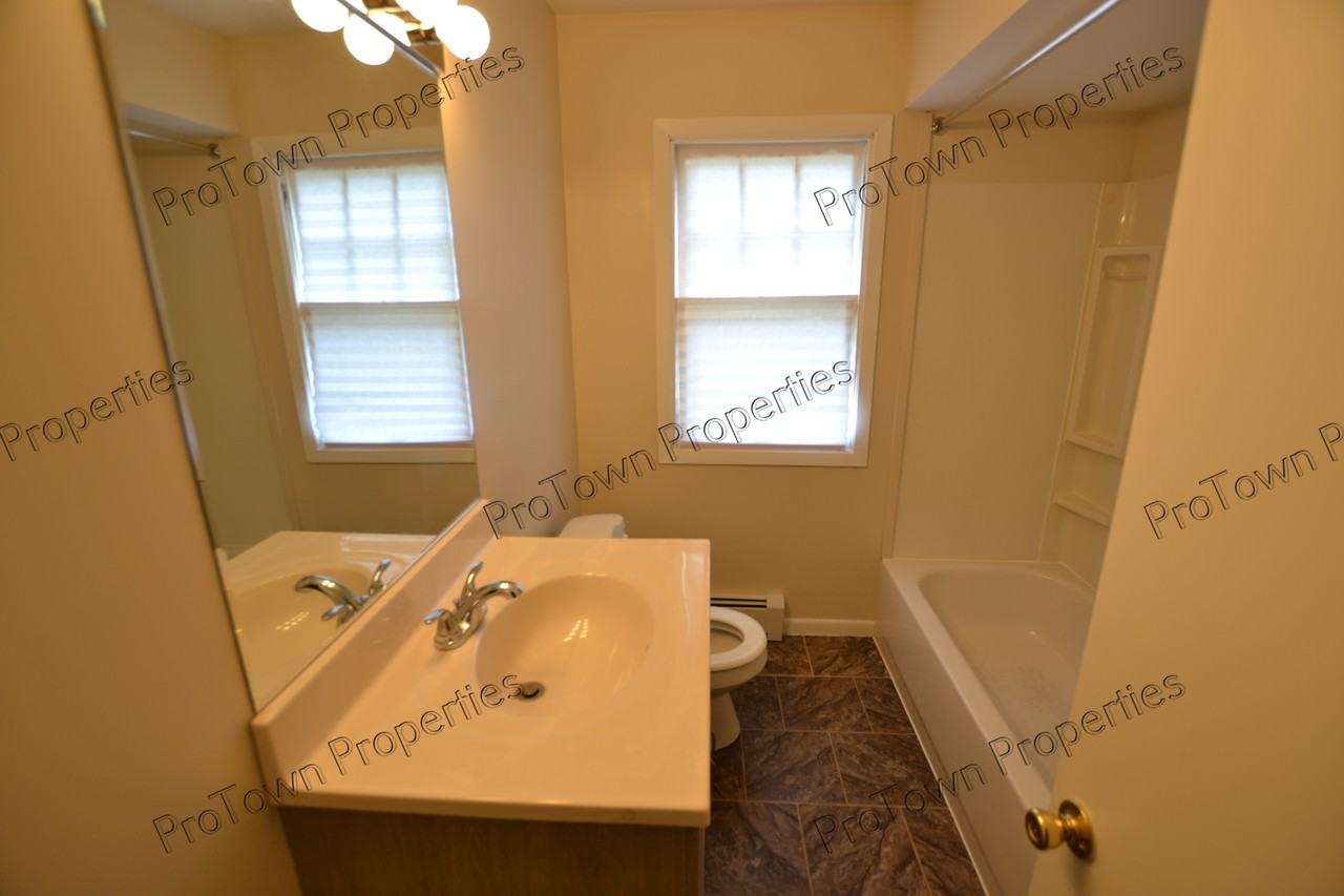 211 Doris Avenue - Photo 4 of 7