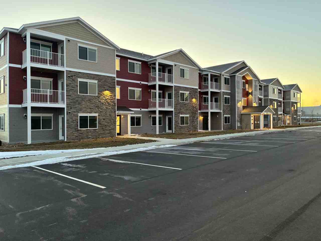 Stone Meadow Apartments (B) - Photo 3 of 3