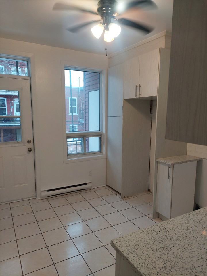 14e Avenue - Photo 7 of 7