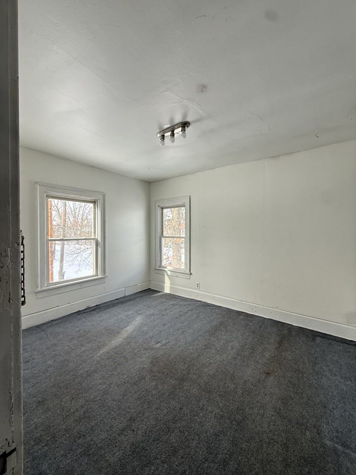 82 Rowland Ave #82-1-2 - Photo 2 of 8