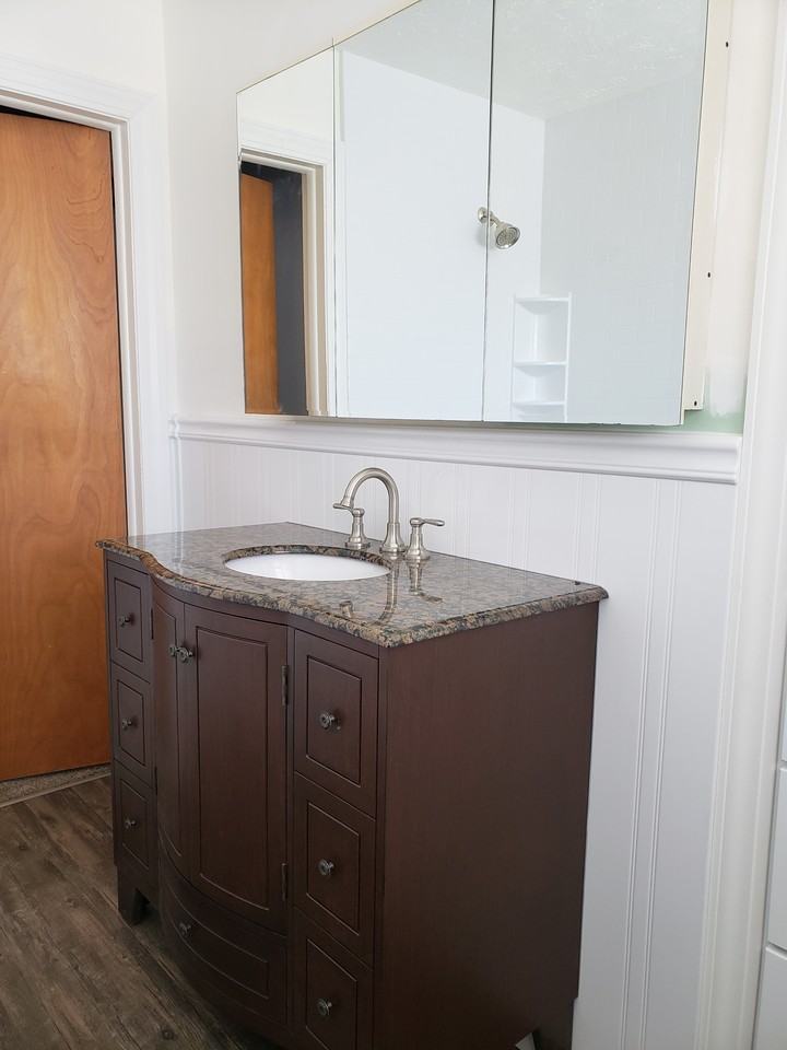 1894 S Foothill Dr #NA - Photo 7 of 17