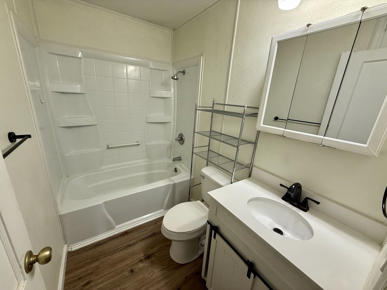 1916 S Taft Ave #NA - Photo 5 of 7