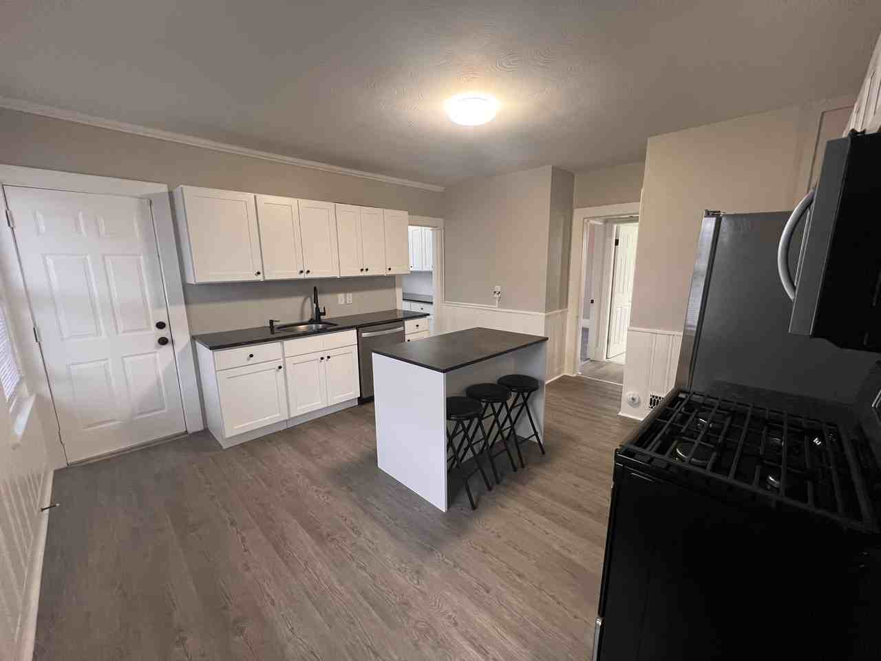 877 Belmont Ave #NA - Photo 5 of 11