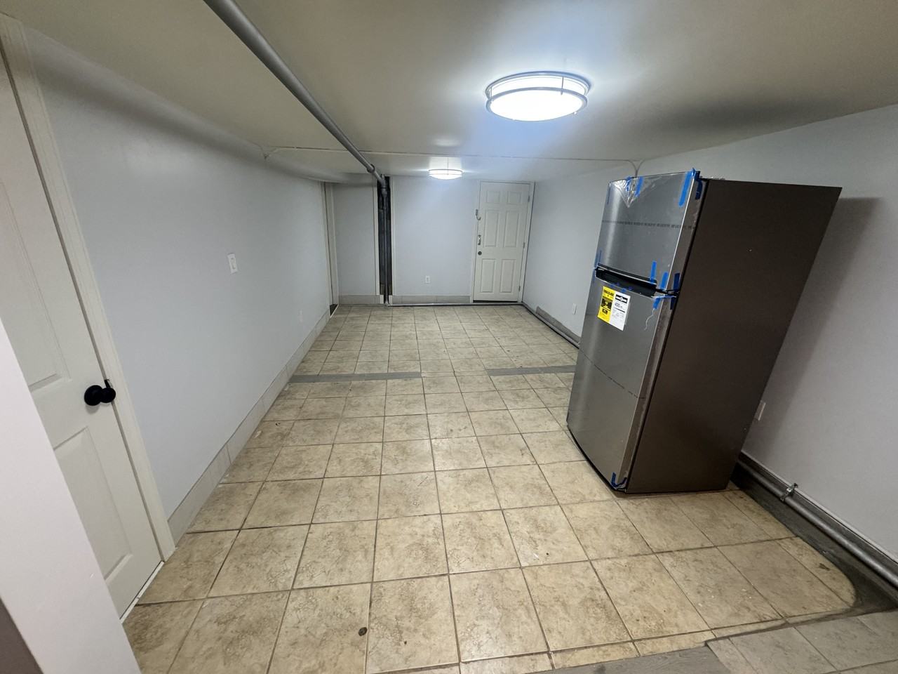 722 E 10th St #BS - Photo 6 of 12